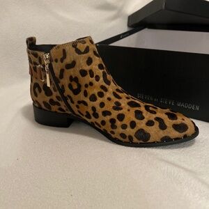 Steven by Steve Madden Chavi Leopard Booties Sz 9.5 M